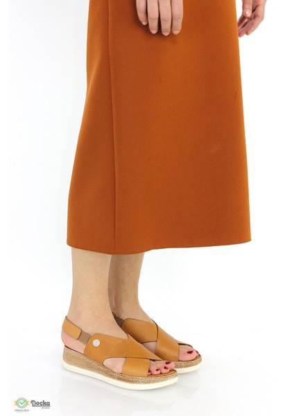 Kadın Deri Düz Taban Bağcıksız Ortopedik Günlük Sandalet M26YS2395 modelleri