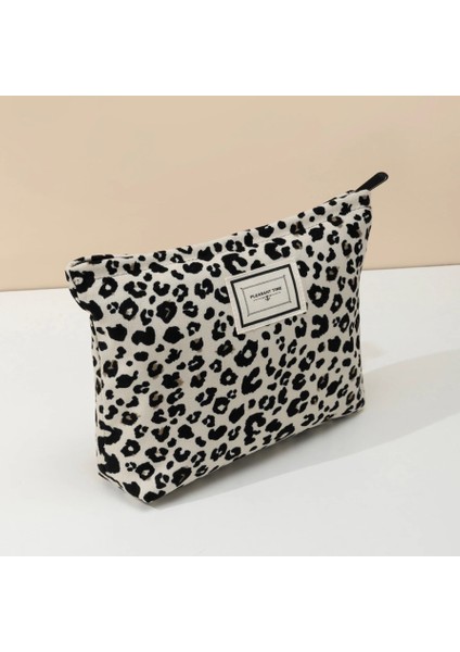 Leopar Desenli Makyaj Çantası