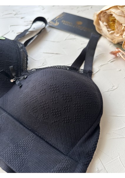Celine C Cup Bambu Hisli Ultra Rahat Polamid Kumaştan Dokulu Dantel Detaylı Balensiz Desteksiz Sütyen fırsatları