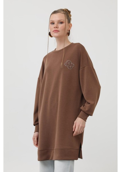 10614 Kadın Önü Nakış ve Taş Detaylı Modal Tunik