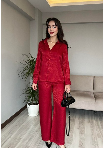 Kadın Kırmızı Aurelia Floş Jakar Saten Gömlek Pantolon Ikili Takım Leopar Desenli Alt Üst Takım