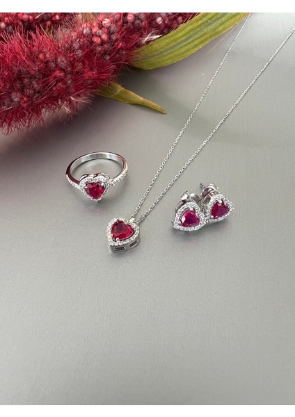 Gümüş Kalpli Yüzük Kolye Küpe Seti fırsatları