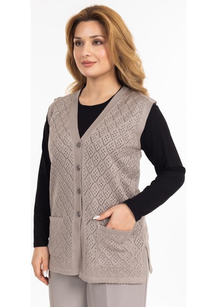 Kadın Orta Yaş ve Üzeri Merserize Cepli Düğmeli Rolax Anne Yelek 750 modelleri