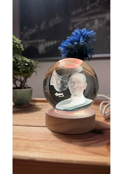 Mustafa Kemal Atatürk 3D Işıklı Cam Küre