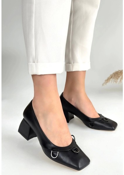Cande Siyah Cilt Topuklu Ayakkabı modelleri