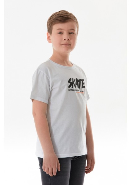 Önü ve Arkası Baskılı Erkek Çocuk Tişört modelleri