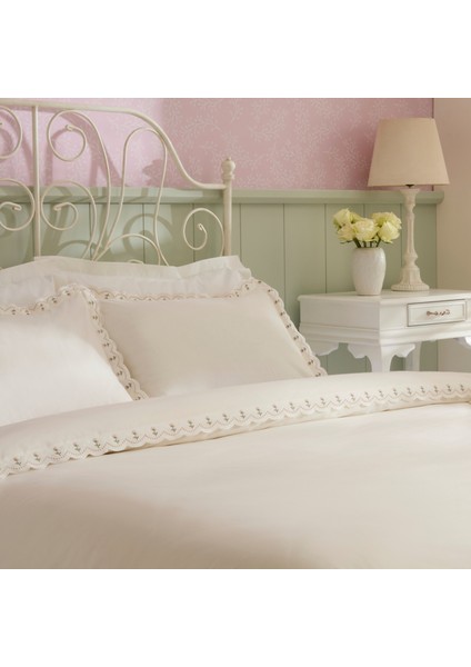 Helia Nakışlı %100 Pamuk Çift Kişilik Nevresim Takımı Beyaz fiyatları