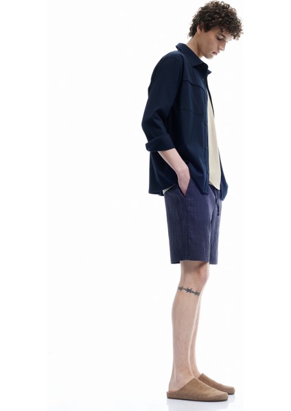 Beli Bağcıklı Cepli Viskon Karışımlı Çizgili Şort fiyatları