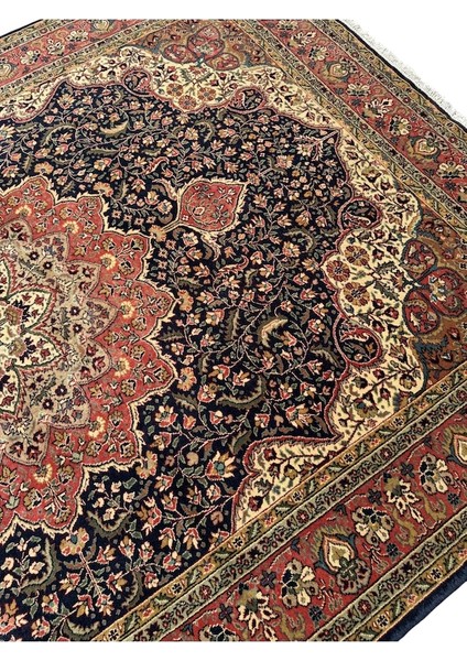 El Dokuma Sıfır Ladik Halısı 213 x 310 Lacivert %100 Yün Halısı