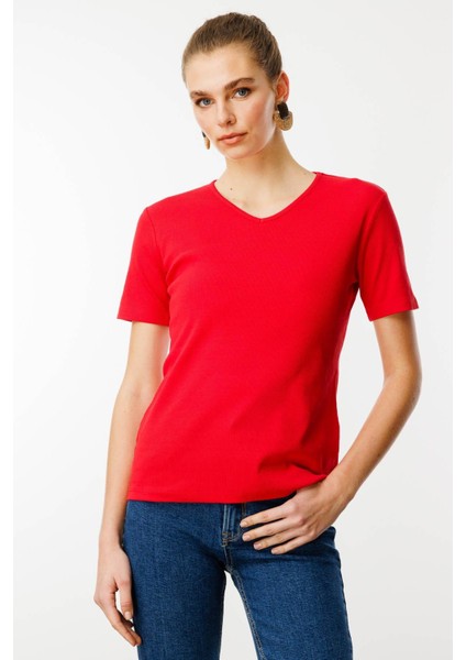 Kadın V Yaka Kaşkorse Pamuk T-Shirt Kırmızı indirimleri
