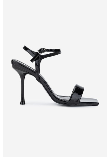 Kadın Vegan Siyah Rugan Topuklu Ayakkabı 932 2852 Bn Ayk Y25 Sıyah Krsk Rgn