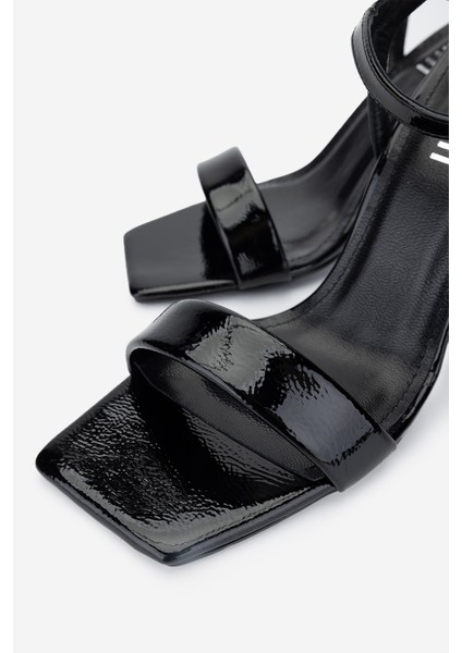 Kadın Vegan Siyah Rugan Topuklu Ayakkabı 932 2852 Bn Ayk Y25 Sıyah Krsk Rgn modelleri