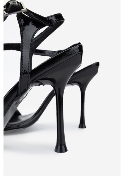 Kadın Vegan Siyah Rugan Topuklu Ayakkabı 932 2852 Bn Ayk Y25 Sıyah Krsk Rgn fırsatları