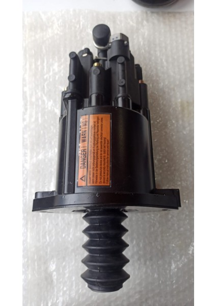 Debriyaj Merkezi Alt Actros OTOMATIK-9701500010 Debriyaj Güçlendiri Ci Servo Mercedes Benz Actros 9701500010 0002500562 Pener Pnömatik Debriyaj Aktüatörü 9701500010 indirimleri