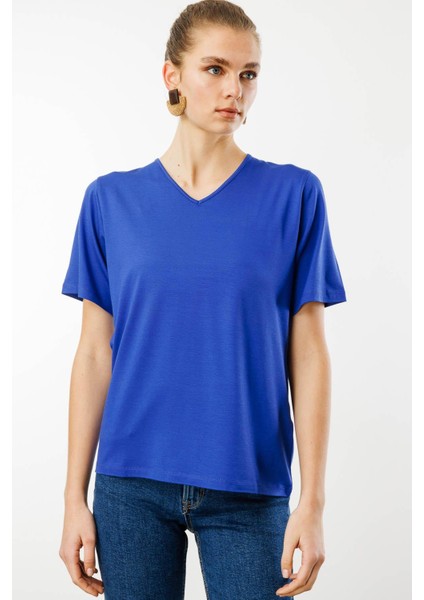 Kadın V Yaka Kısa Kollu Penye T-Shirt Saks fiyatları