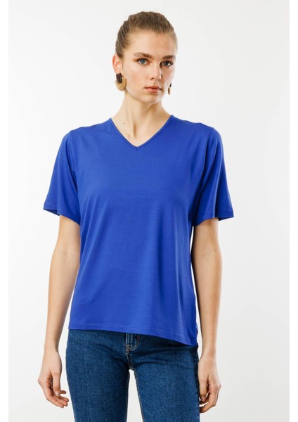 Kadın V Yaka Kısa Kollu Penye T-Shirt Saks modelleri