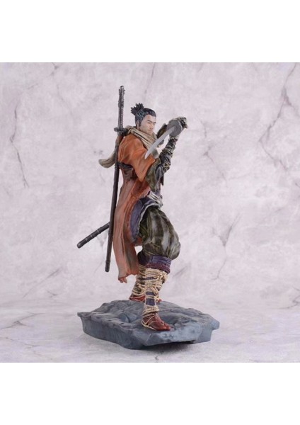Sekiro Shadows Die Twice Karakter Modeli 20CM (Yurt Dışından)