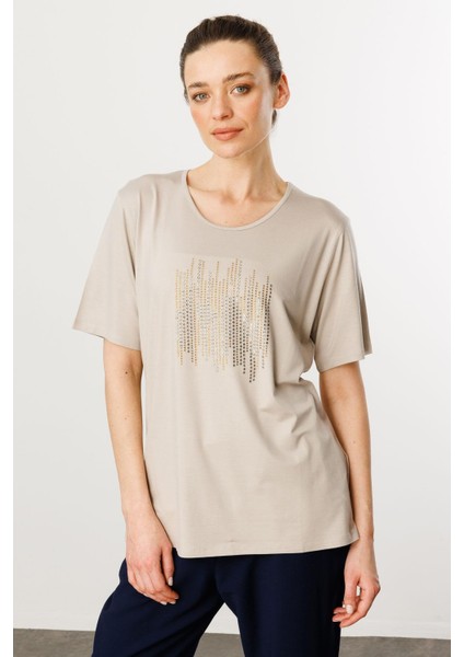 Kadın Sıfır Yaka Taş Baskılı Penye T-Shirt Bej fiyatları
