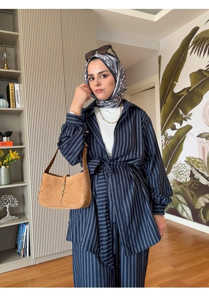 Çizgili Kuşaklı Pamuklu Gömlek Takım Beyaz fiyatları