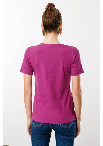 Kadın V Yaka Yakası Nakış Işlemeli Pamuklu T-Shirt Fuşya fırsatları
