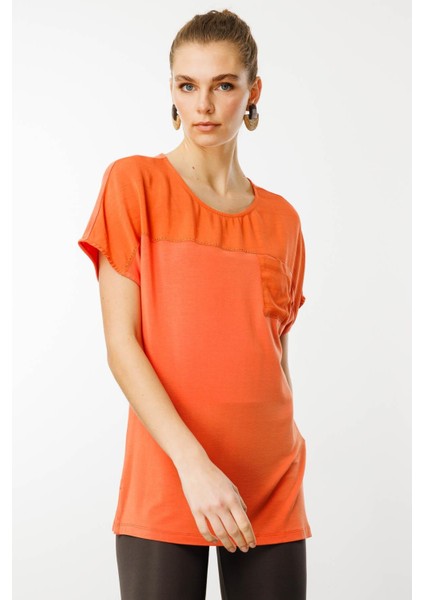 Kadın Sıfır Yaka Önü Cepli Penye T-Shirt Oranj