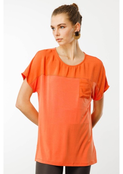 Kadın Sıfır Yaka Önü Cepli Penye T-Shirt Oranj fiyatları