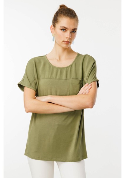 Kadın Sıfır Yaka Önü Cepli Penye T-Shirt Haki fiyatları
