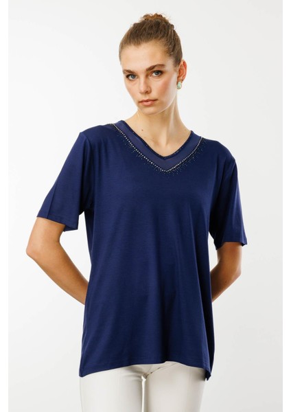 Kadın V Yaka Yakası Taşlı Penye T-Shirt Lacivert