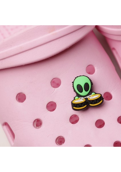 Eğlenceli Uzaylı Terlik Süsü – Renkli Ve Sevimli Tasarım