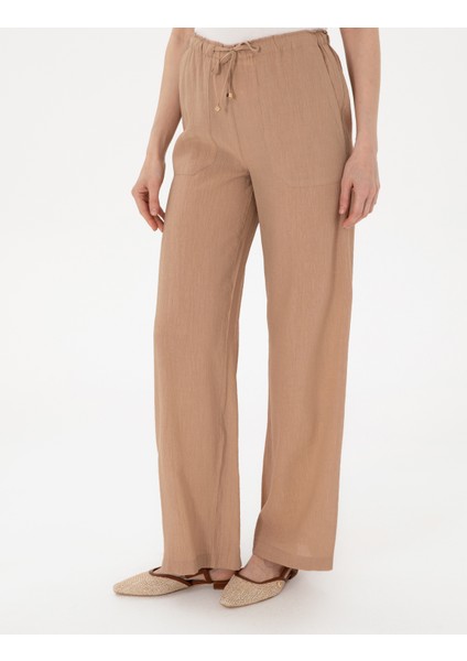Kadın Bej Loose Fit Kanvas Pantolon 50306511-VR011