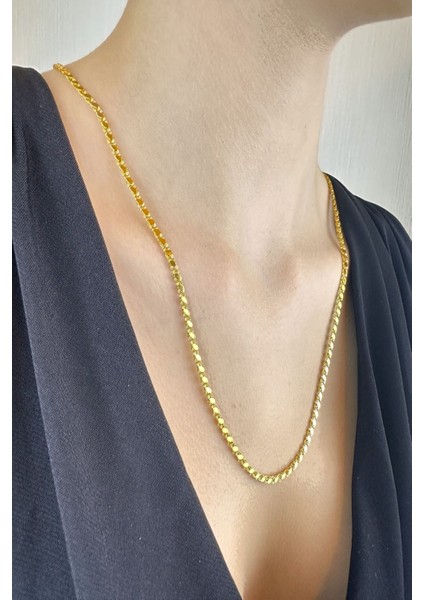14 Ayar Altın Orta Kalın Halep Pullu Zincir modelleri