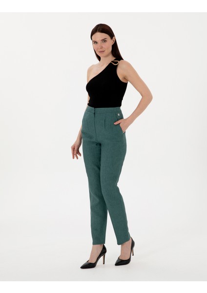 Kadın Siyah Slim Fit Triko Tişört 50301158-VR046