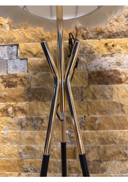 Tripod Modern Gerçek Kuş Tüyü Metal Gold Beyaz Lambader