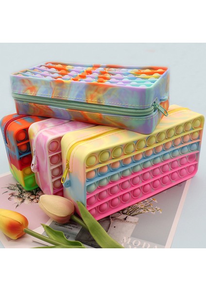 No.4 Tarzı Silikon Kalemlik Okul Kırtasiye Kalem Kutusu Çocuklar (Yurt Dışından) fiyatları