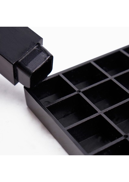 96 Delikli Kare Kalem Stili Yeni Sıcak Satış Kalemler Sanatçılar Için Takılabilir 96 Delikli Kalem Tutucu Organizer Fırça Çok Fonksiyonlu 14.5*9cm (Yurt Dışından) modelleri