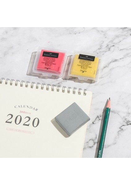 Kırmızı Stil Elastiklik Kauçuk Yumuşak Silgi Temizleme Rötuş Renkli Yoğurma Silgisi Sanat Boyama Tasarım Eskiz Plastisine Kırtasiye (Yurt Dışından) fırsatları