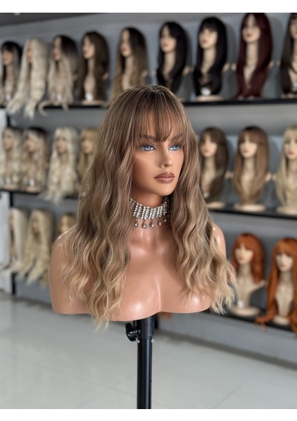 Kumral Ombreli Gerçek Saç Dokusunda Peruk