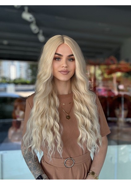 Platin Dalgalı Perçemsiz Yoğun Dalgalı Vip Peruk