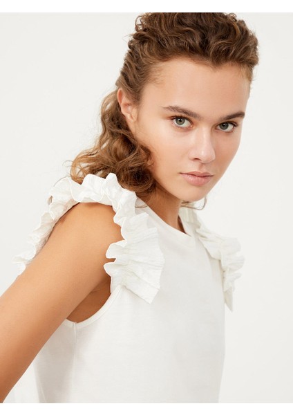 Kadın Ekru Regular Fit Pamuklu Tişört modelleri