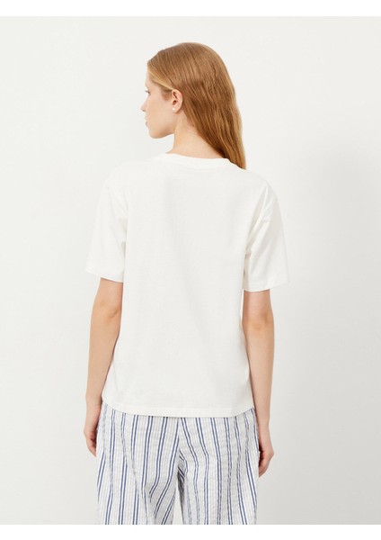 Kadın Ekru Oversize Pamuklu Basic Tişört fırsatları
