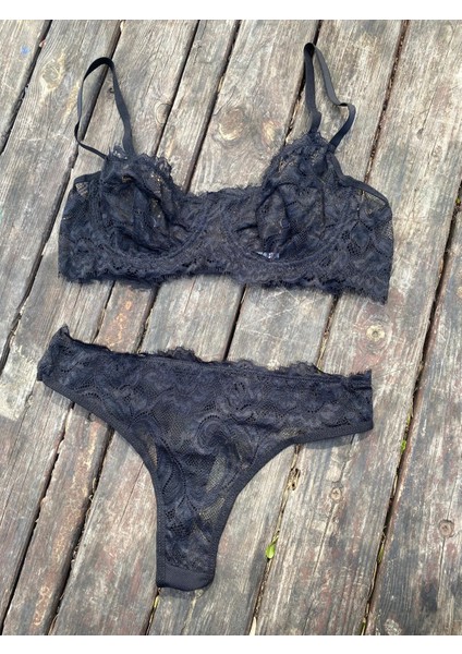 Siyah Dantelli Bralet Takımı