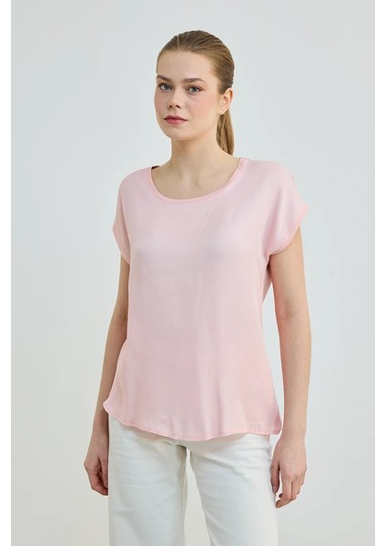 Yuvarlak Yaka Önü Saten Tshirt - Pembe