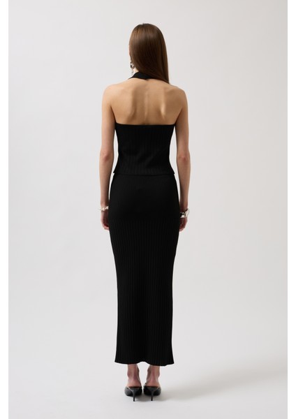 V Detay Dokulu Crop Siyah Bluz indirimleri