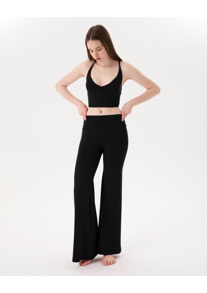 Siyah Şortlu Yoga Pantolon Ince Dökümlü Yoga Pantolon