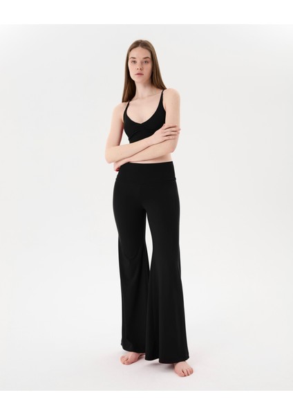 Siyah Şortlu Yoga Pantolon Ince Dökümlü Yoga Pantolon