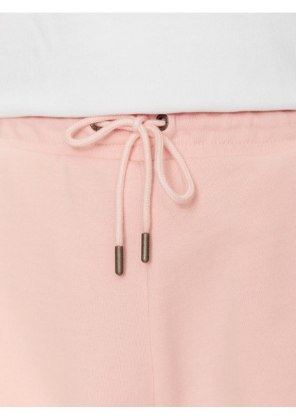 Guess Kadın Pembe Nakışlı Jean Şort