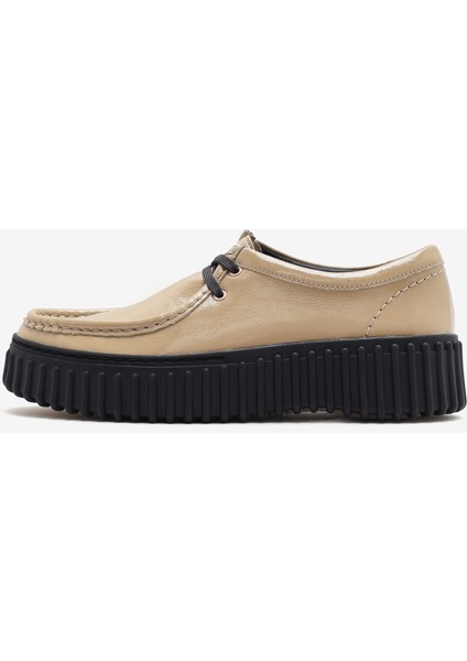 Kadın Beige Patent Günlük Ayakkabı