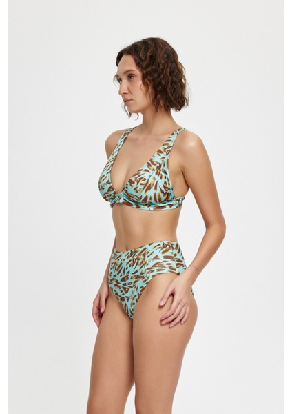 B11024 Geniş Üçgen Bikini Takımı