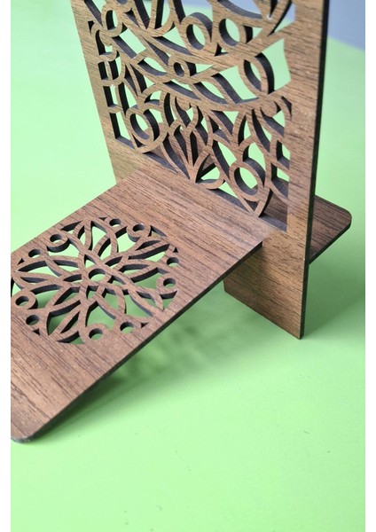 Masa Düzeni ve Şıklık Için Desenli Ahşap Mdf Telefon Standı