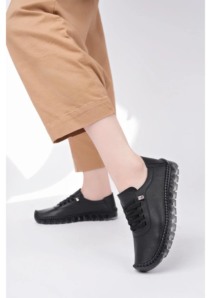 Hakiki Deri Kadın Deri Casual Ayakkabı TRC62-8004